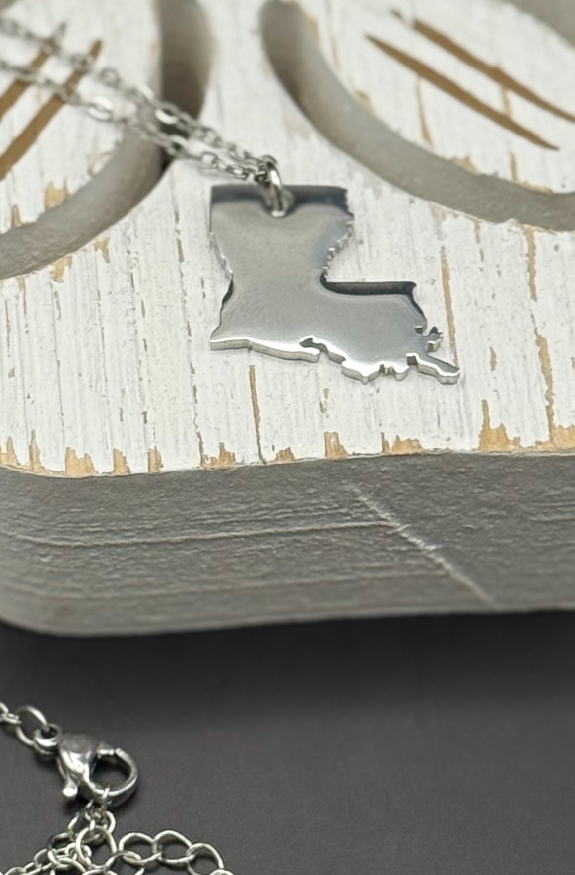 17" Louisiana Necklace