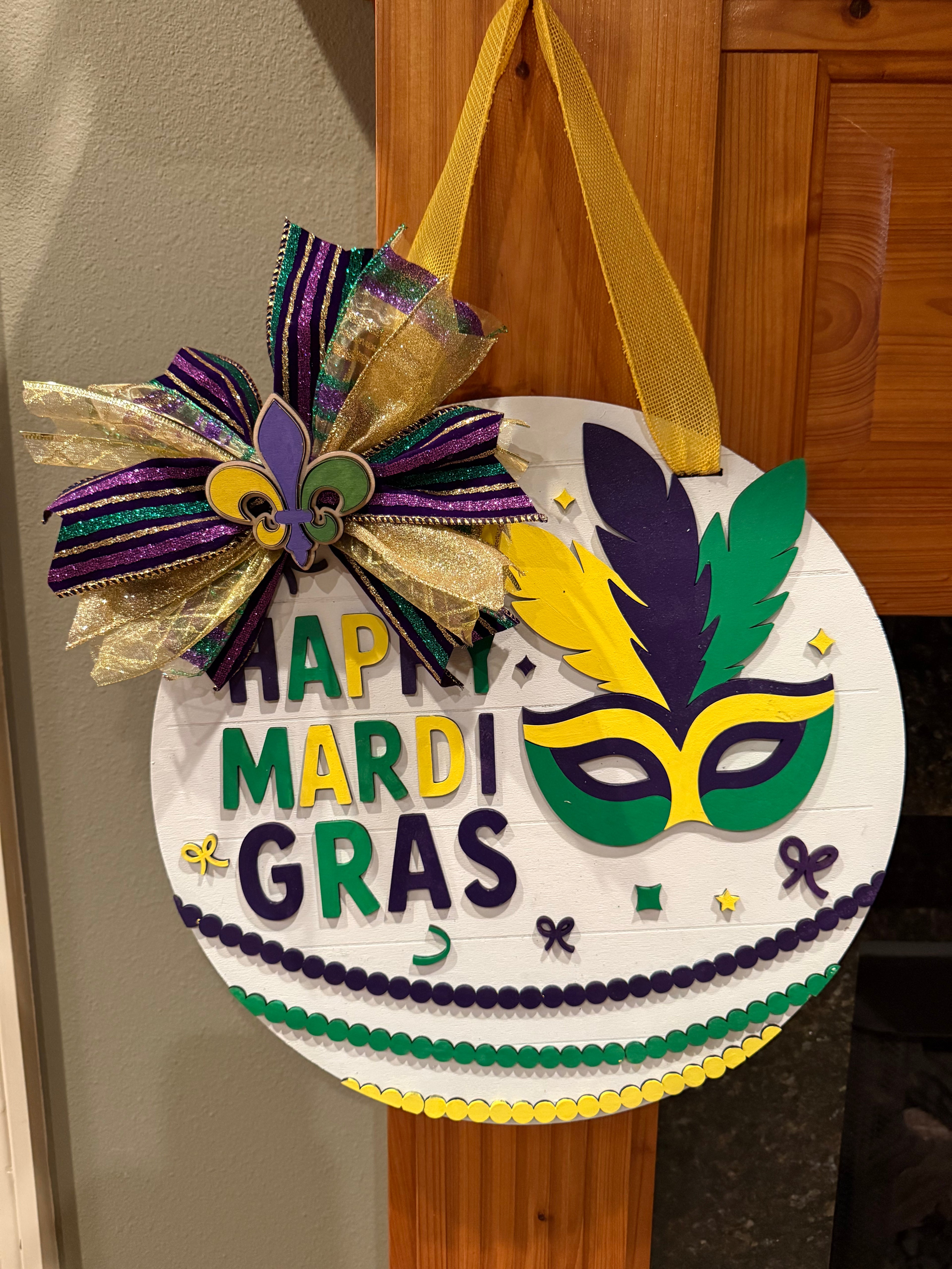 Happy Mardi Gras Door Hanger