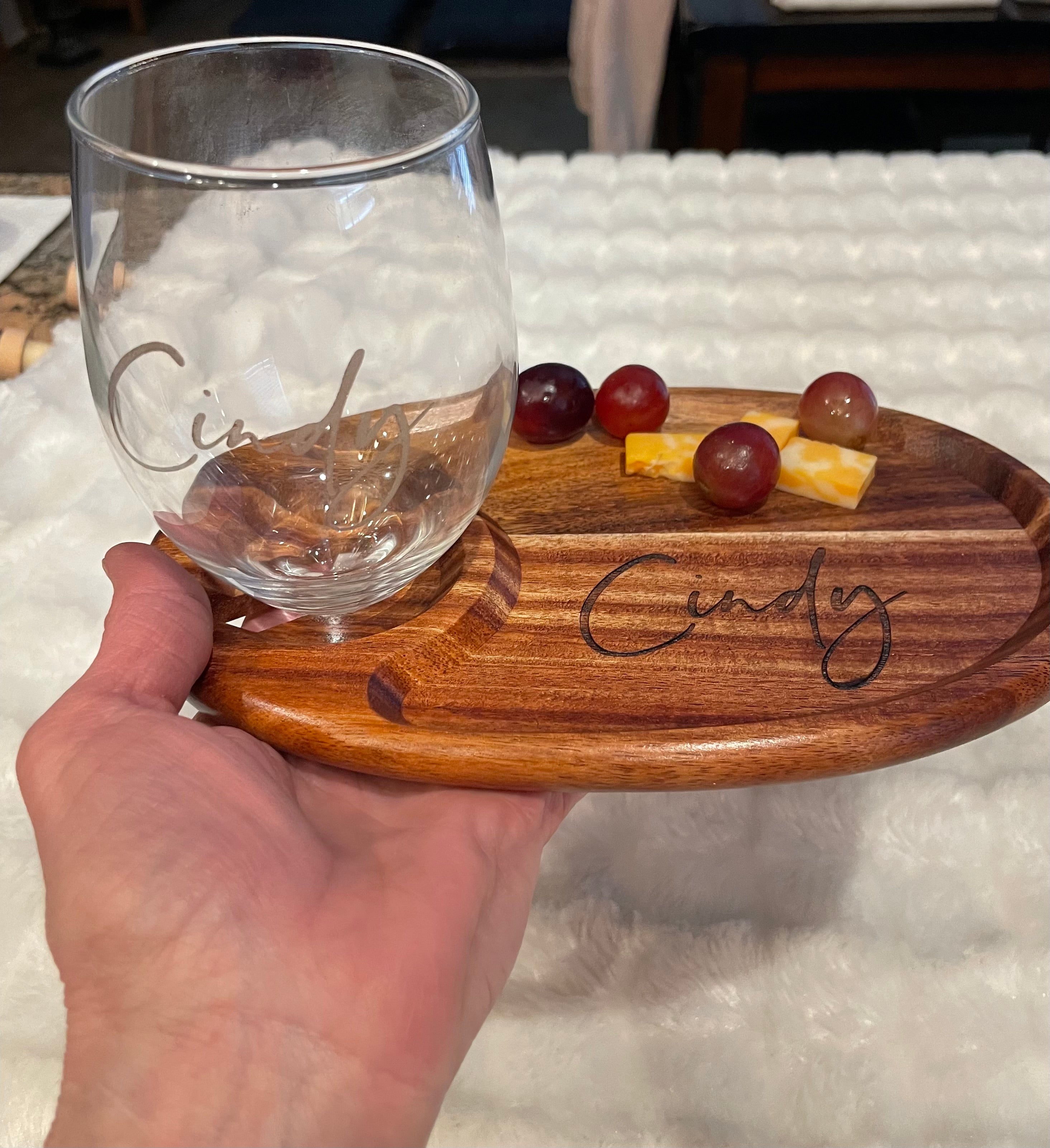Personalized Wine Appetizer Tray with Personalized Stemless Wine Glass